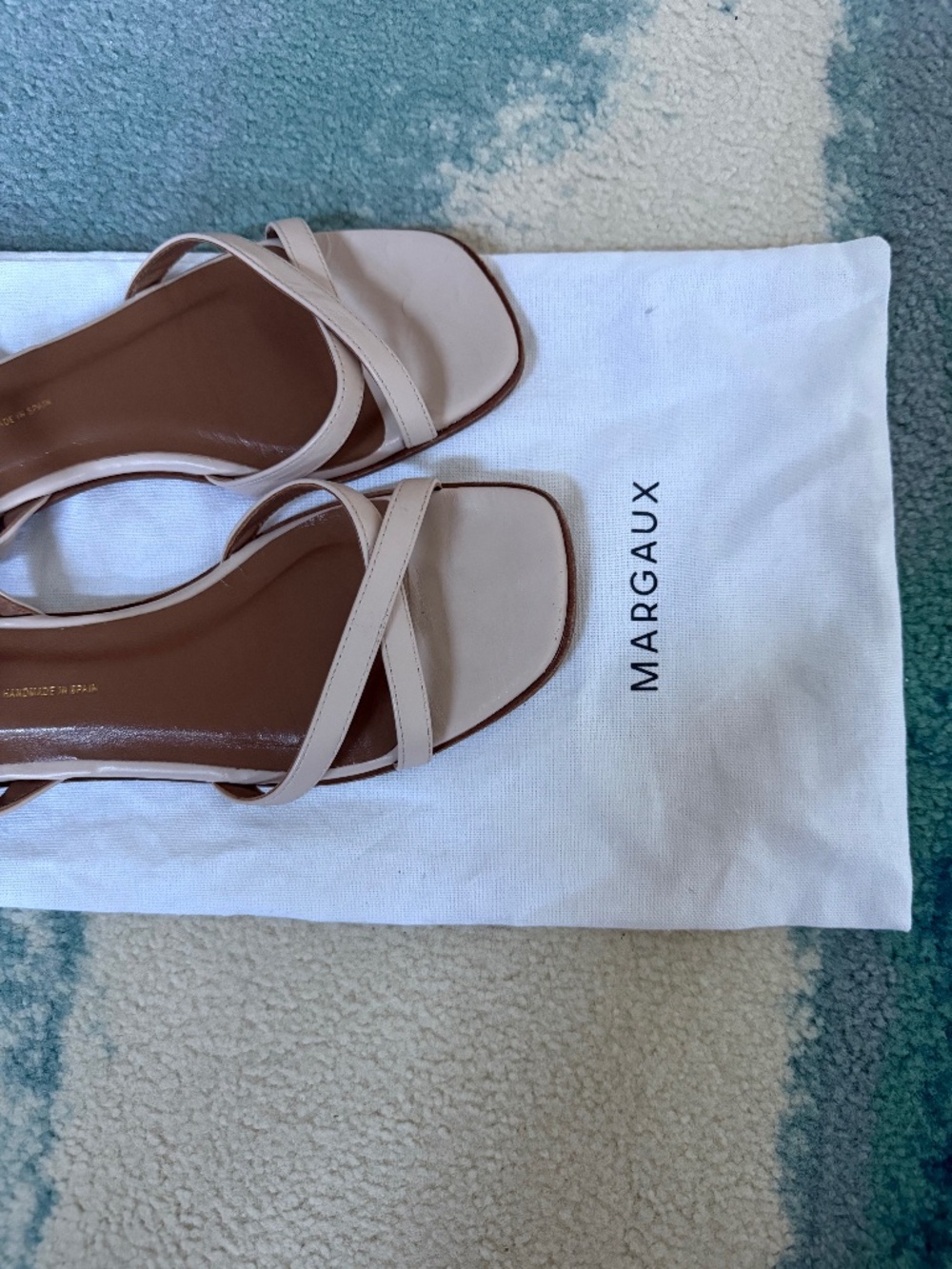 Margaux The Flat Sandal 37